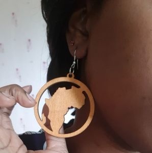 New Elegant ❤️ Africa Statement Earrings ✊🏾